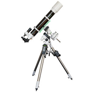 Skywatcher Teleskop Evostar 120 mit EQ5 Pro SynScan™ Montierung | Teleskopshop.ch