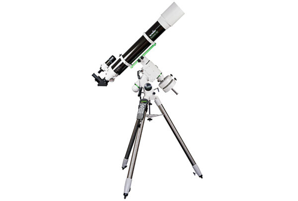 Skywatcher telescope Evostar 120 with HEQ5 Pro SynScan™ mount | Teleskopshop.ch