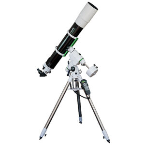 Telescopio Skywatcher Evostar 150 con montatura HEQ5 Pro SynScan™ | Teleskopshop.ch