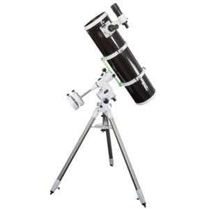 Telescopio Skywatcher Explorer 200P con montatura EQ5 | Teleskopshop.ch