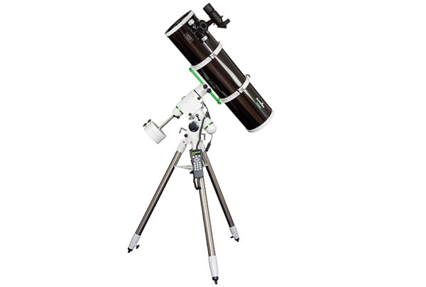 Telescopio Skywatcher Explorer 190MN DS Pro con montatura HEQ5 GoTo | Teleskopshop.ch